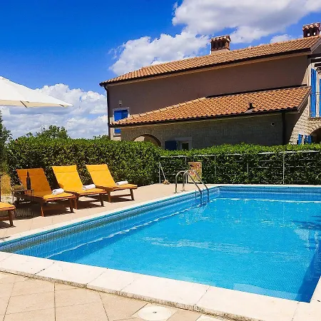 Villa Nika *