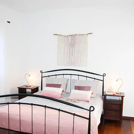 Nika Villa Labin (Istria)