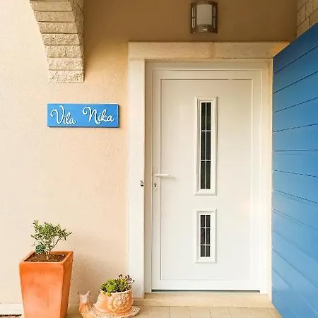 Nika Labin (Istria)